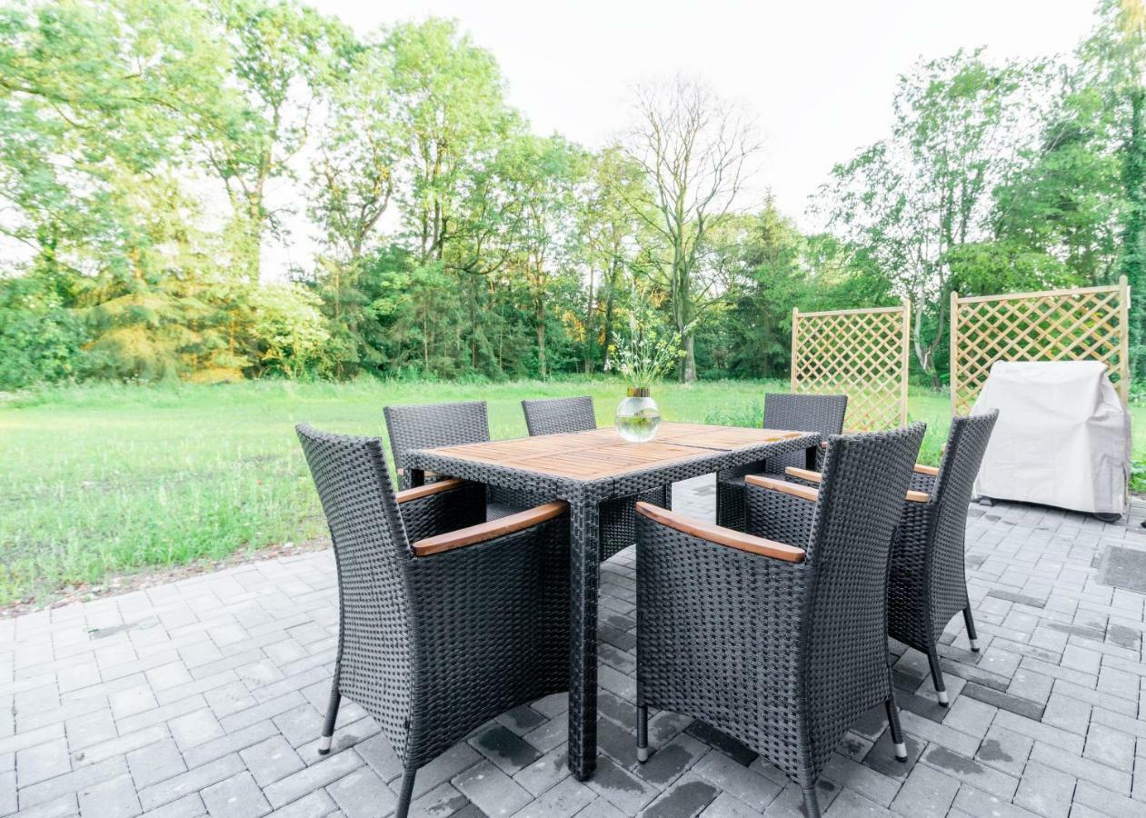 Urlaub Holthusen Apartment Brake  Bagian luar foto