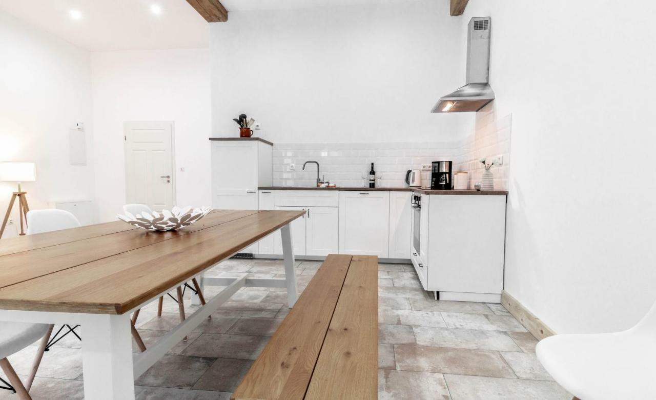 Urlaub Holthusen Apartment Brake  Bagian luar foto