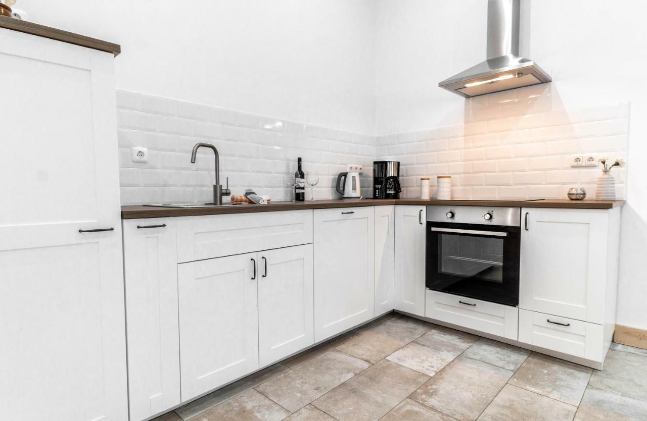 Urlaub Holthusen Apartment Brake  Bagian luar foto