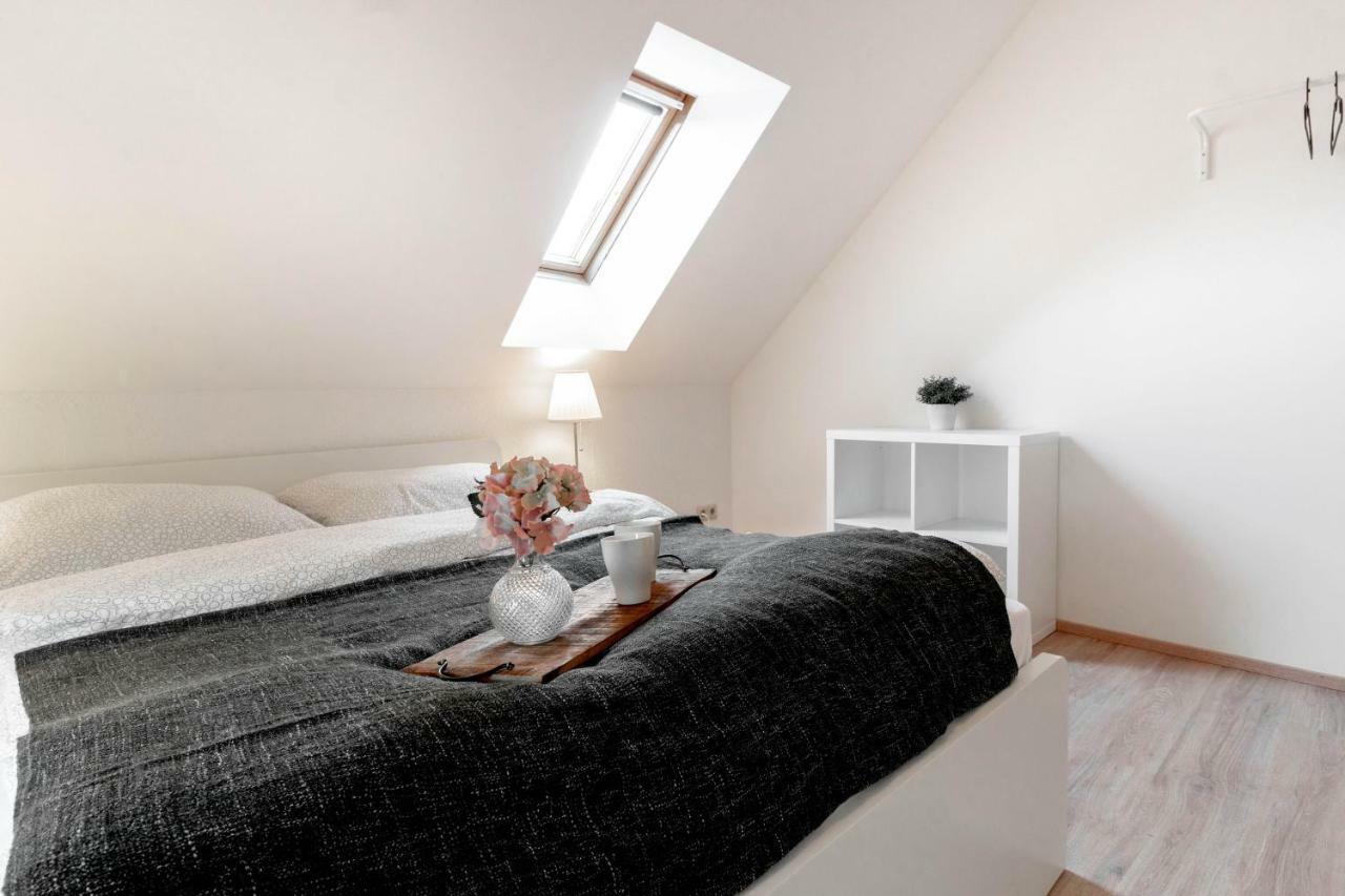 Urlaub Holthusen Apartment Brake  Bagian luar foto