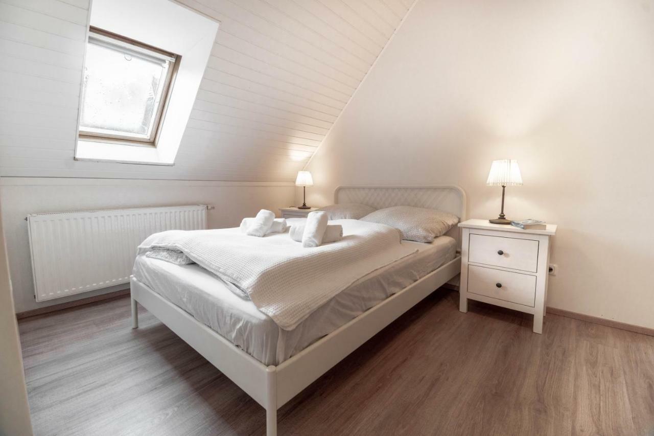 Urlaub Holthusen Apartment Brake  Bagian luar foto